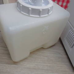 ★スチーム加湿器★シンプルで使いやすい　TEKNOS　コンパクトなデザイン  EL-S23/ホワイトの画像