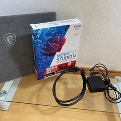 超美品✨️パソコン＆動画編集ソフトの画像
