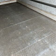 床縞鋼板【希少】 4トン冷凍冷蔵コンテナ 幅248ｃｍ長さ645ｃｍ高さ245ｃｍ コンテナ 物置 倉庫 アルミ箱 格安運送　江別市発の画像