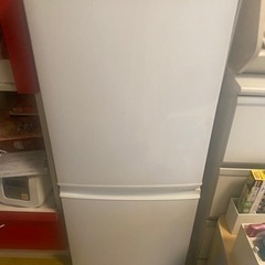 SHARP 1人用冷蔵庫の画像