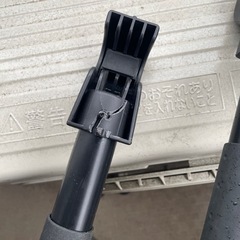 【取りに来てくれたら無料】車内用ハンガーバー2本セットの画像