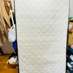 ボンネルコイルマットレス　【セミダブル】①美品