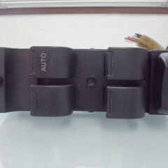 ワゴンR　FXリミテッド　CBA-MH21S　パワーウインドウスイッチ[R2-9]の画像