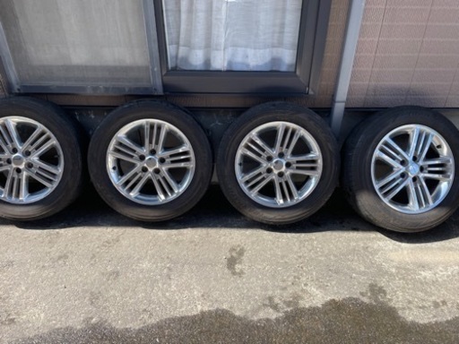 【バリ山】215/60R17 4本セット　エスティマで使用