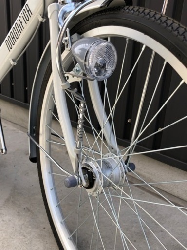 新車☆特価　シンプル　シティーサイクル　22インチ自動点灯ライト 　一台限り