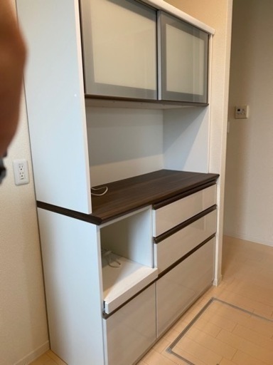 松田家具　食器棚