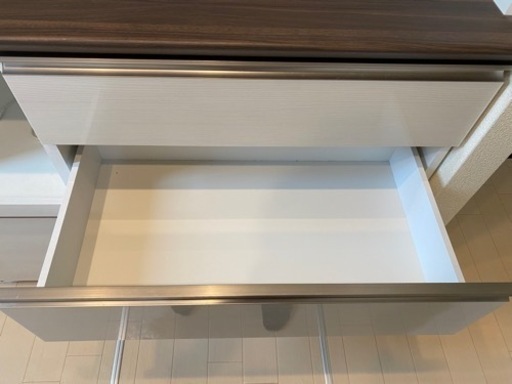松田家具　食器棚
