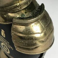 🔷🔶🔷ut11/98【古酒】ミニボトルコレクション モンテスキュー アルマニャック 30ｍｌ 40度 甲冑 兜 騎士 鎧 未開封 酒🔷🔶🔷の画像