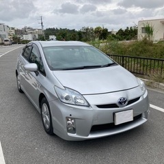 早い者勝ち　プリウスシルバーの画像