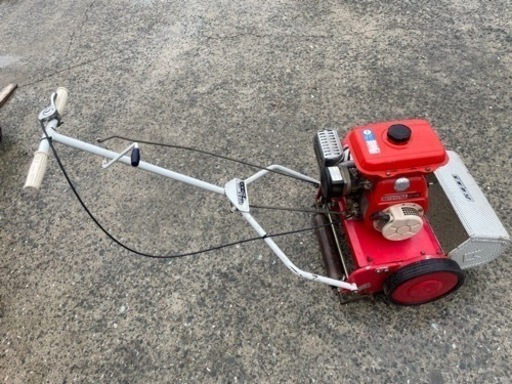 中古品 シバウラ バロネス 芝刈り機CEF13RE エンジン芝刈り機 動作問題なし☆
