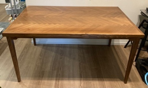 【ほぼ新品 訳あり】ヘリンボーンダイニングテーブル アンティーク
