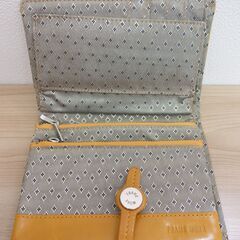 【No.21】FRAME WORK 多収納 二つ折り財布 イエローの画像