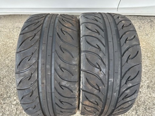 【1本単価2万越！ほぼ新品】VALINOタイヤ　PERGEA 08RS 265/35/R18 2本