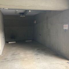 【月極駐車場🚙】11/1～空　屋根付き・防犯カメラ付きで安心の分...