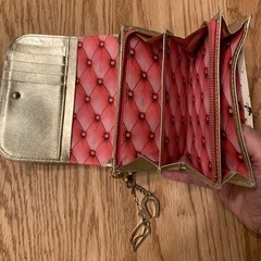 Betsey Johnson ベッツィジョンソン　財布の画像