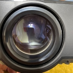 【決まりました】家庭用小型プロジェクター　YABER Y60の画像