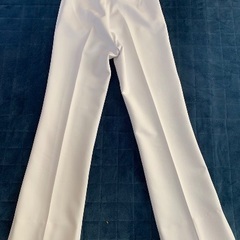 白衣パンツの画像