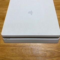 PS4本体 PlayStation4の画像
