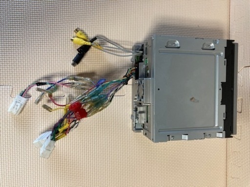 カーナビ　カロッツェリア　楽ナビ　AVIC-MRZ009