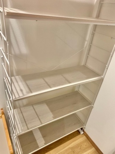 ニトリ　壁面収納棚