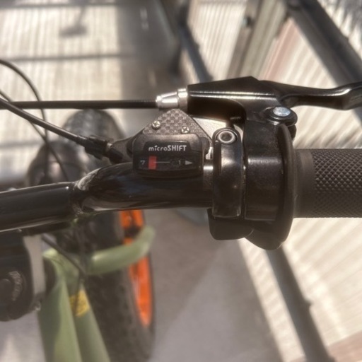 ブロンクス BRONX 20DD 20 x 4.0 7段変速 ファットバイク　自転車