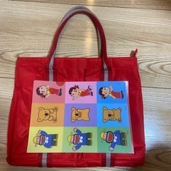 無料　赤いトートバッグ