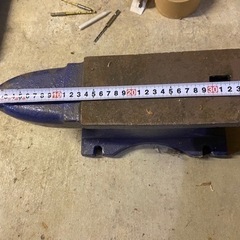 アンビル　鉄床　金床