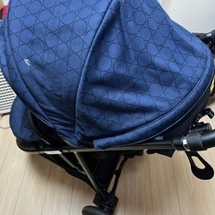 値下げしました！Aprica ベビーカー 美品 雨避け
カバー付き の画像