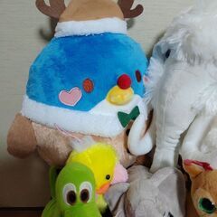 ぬいぐるみセット（サンリオ・アーロ・クレヨンしんちゃん・おしりたんてい等）の画像