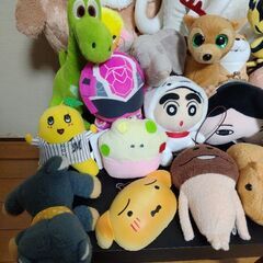 ぬいぐるみセット（サンリオ・アーロ・クレヨンしんちゃん・おしりたんてい等）の画像