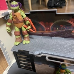 タートルズ 人形付きの画像