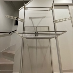 物干しラックの画像