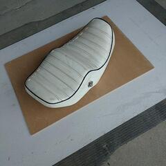 SUZUKI インパルス 白エナメル タックロール          の画像