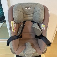 アップリカ　クルリラ　プラス　360° セーフティ　チャイルドシート