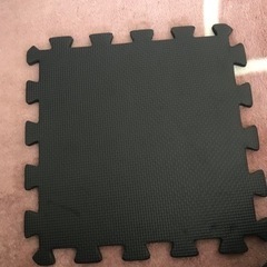 パズルマット　80枚プラスαの画像