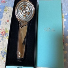 SALUD / NAVY（GADID ANONIEM）