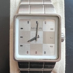 NIXON腕時計