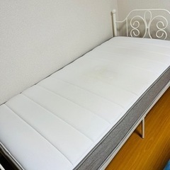 急募！ご希望の方にはマットレスも！シングルベット フレーム