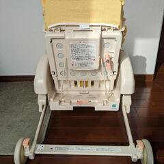アプリカのハイローチェアの画像