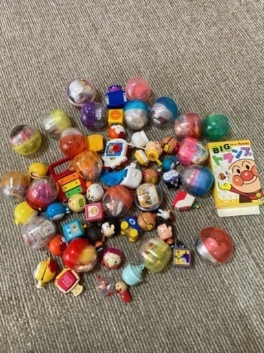 ガチャガチャ　色々