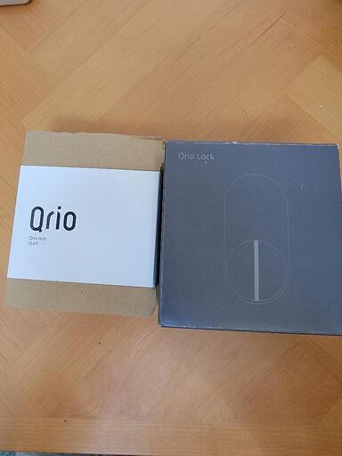 Qrio Lock(黒)と Qrio Hubのセット