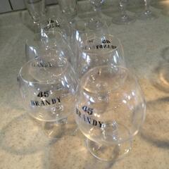 ガラスコップの画像