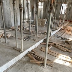 型枠解体の画像