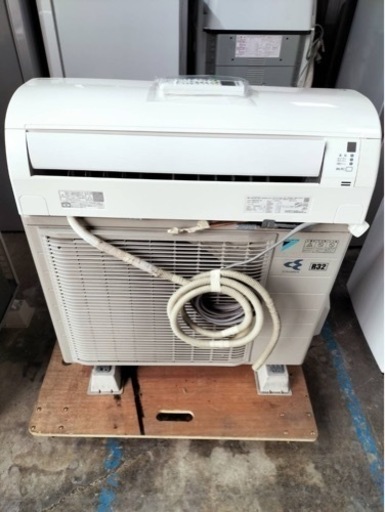 ダイキン　エアコン　AN56VEPK 2018年製　18畳用●AA04W002