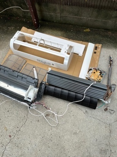 超美品　エアコン（取付工事費込）