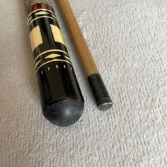 ビリヤードのキューの画像