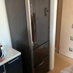 冷蔵庫　日立　RS3700FV