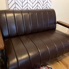 【ニトリ】ダークブラウン　2人掛けソファーの画像