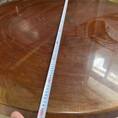 円形の一枚板テーブル(今週引き渡しのみ値下げ)の画像