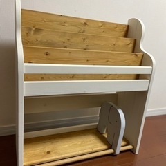 [取引完了]★動くぞうさん★国産ヒノキ使用★ハンドメイド★絵本棚 自然素材で安心★中古の画像
